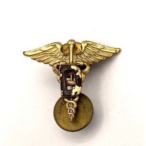 WW2 US Army 'D' Caduceus DENTAL CORPS Collar Insignia A.E Co. WWII